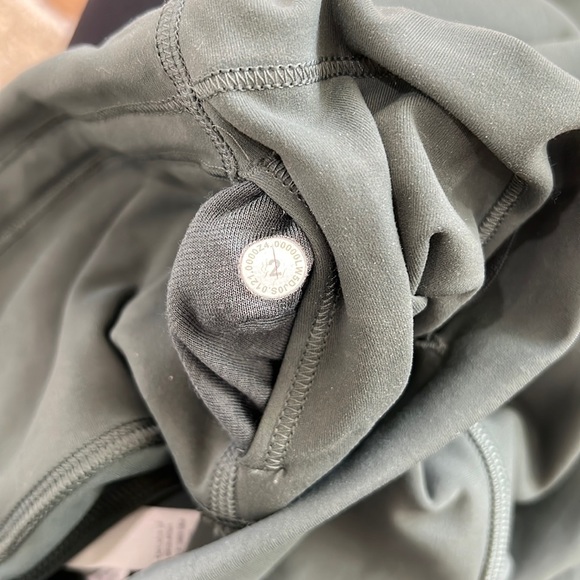 Lululemon Wunder Train green leggings - Picture 4 of 6